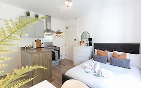 Perfectly Cosy Brunswick By The Sea